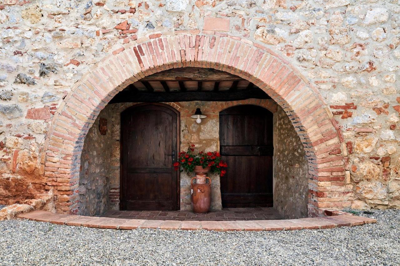 Borgo Gallinaio 몬테리지오니 외부 사진